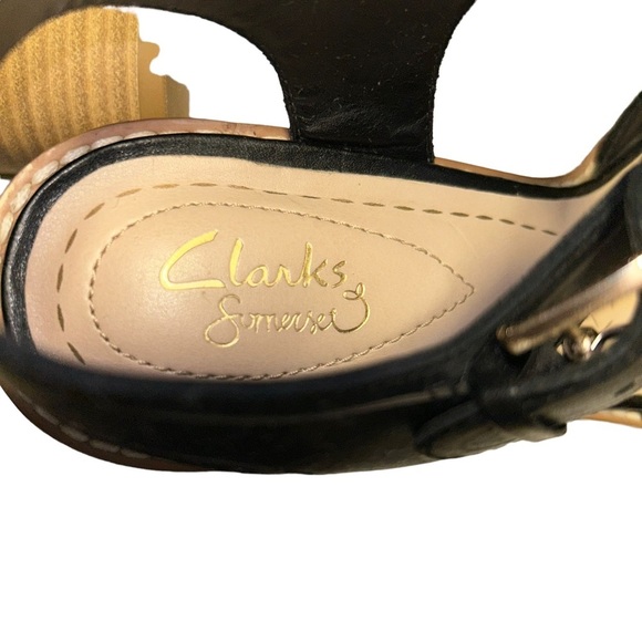 CLARKS Glacier Cool Womens Casual black leather Sandals size 8.5 - Picture 7 of 8